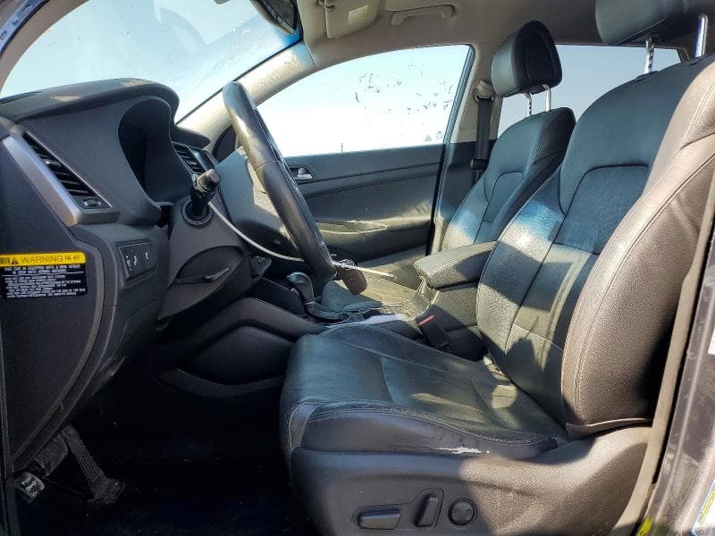 2017 HYUNDAI TUCSON SE PLUS 7