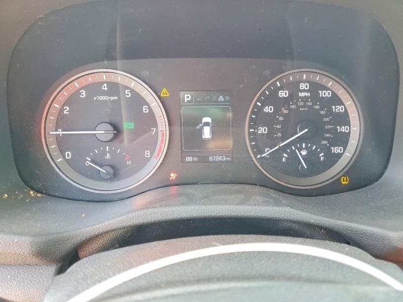 2017 HYUNDAI TUCSON SE PLUS 9