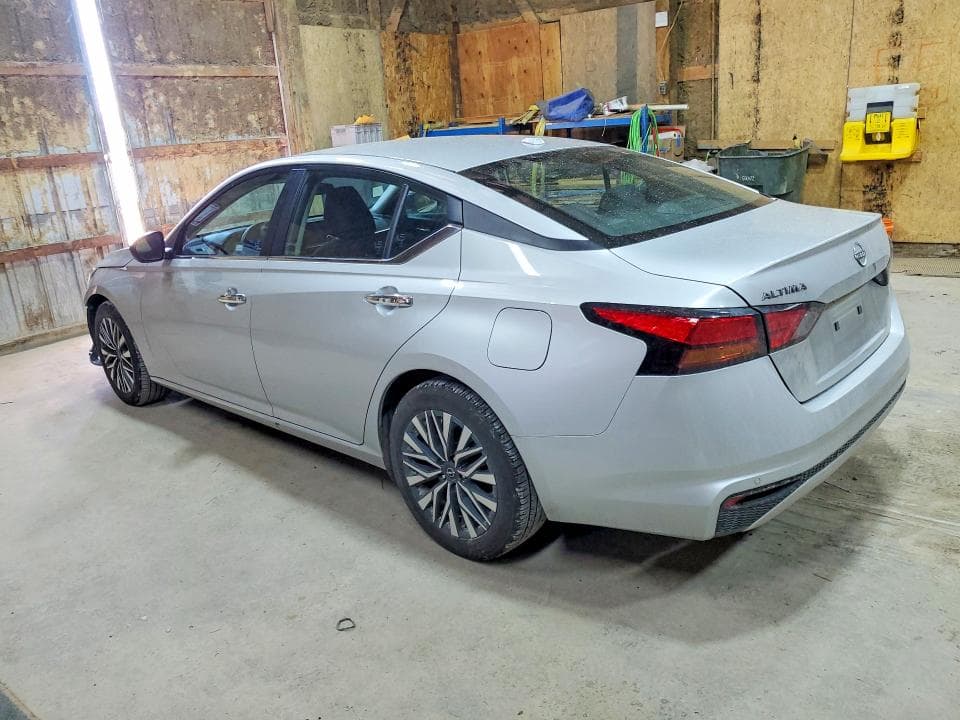 2025 NISSAN ALTIMA SV 2