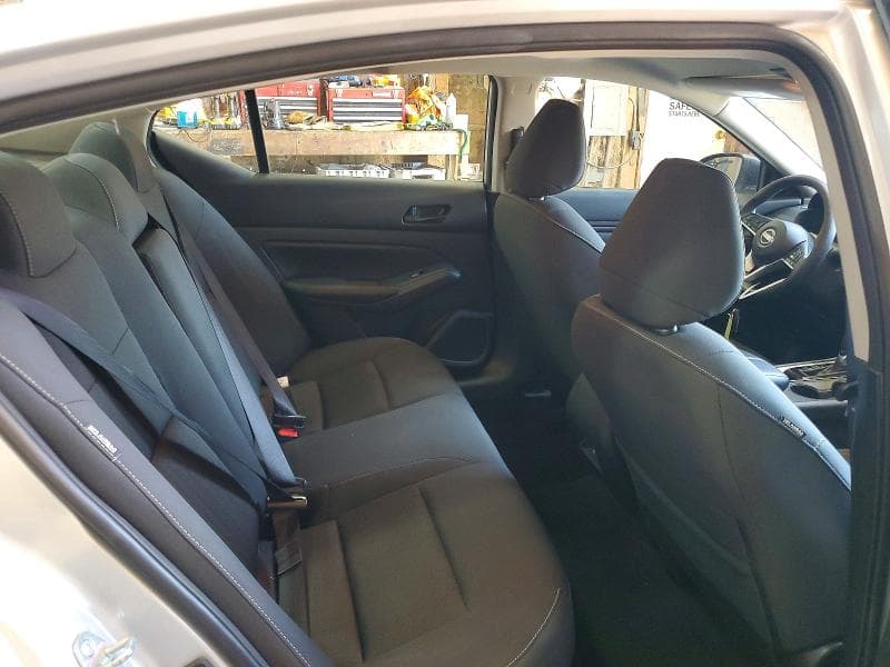 2025 NISSAN ALTIMA SV 10