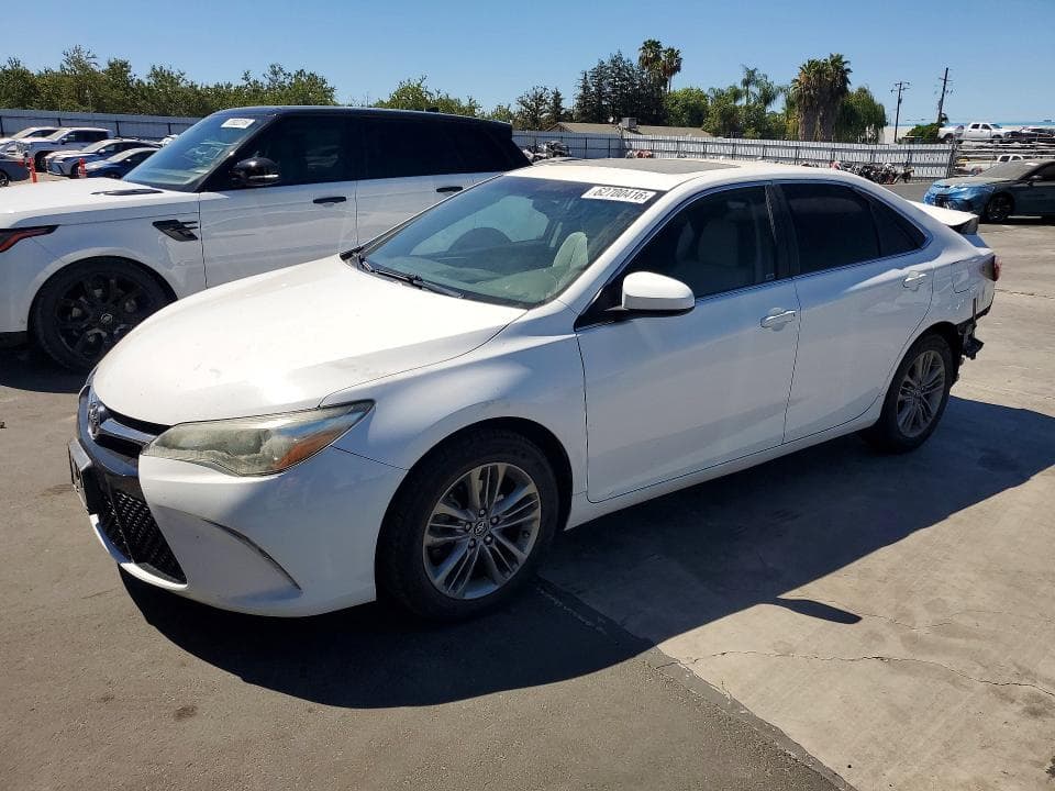 2017 TOYOTA CAMRY SE - 1