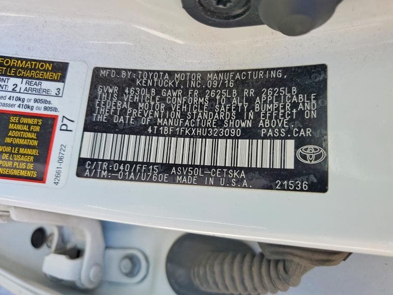 2017 TOYOTA CAMRY SE 13