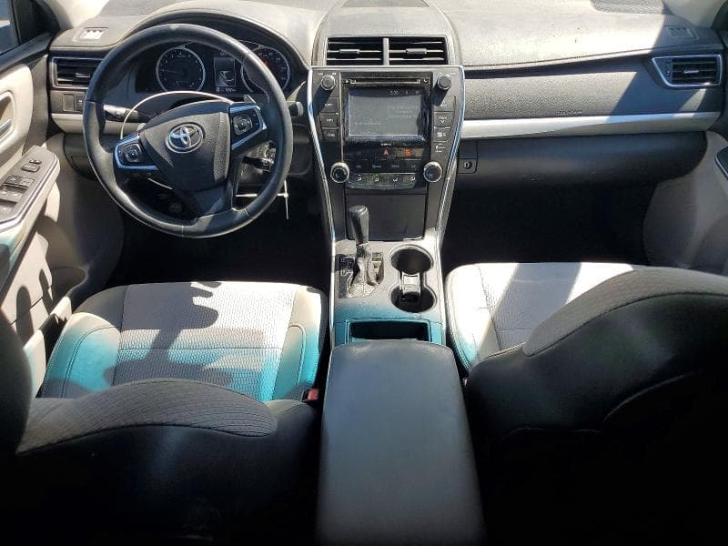 2017 TOYOTA CAMRY SE 8