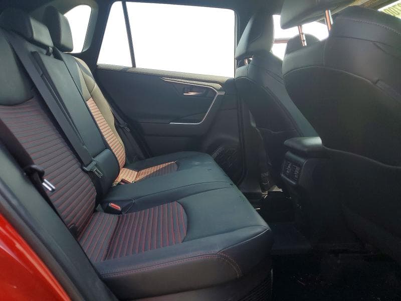 2021 TOYOTA RAV4 PRIME XSE 11