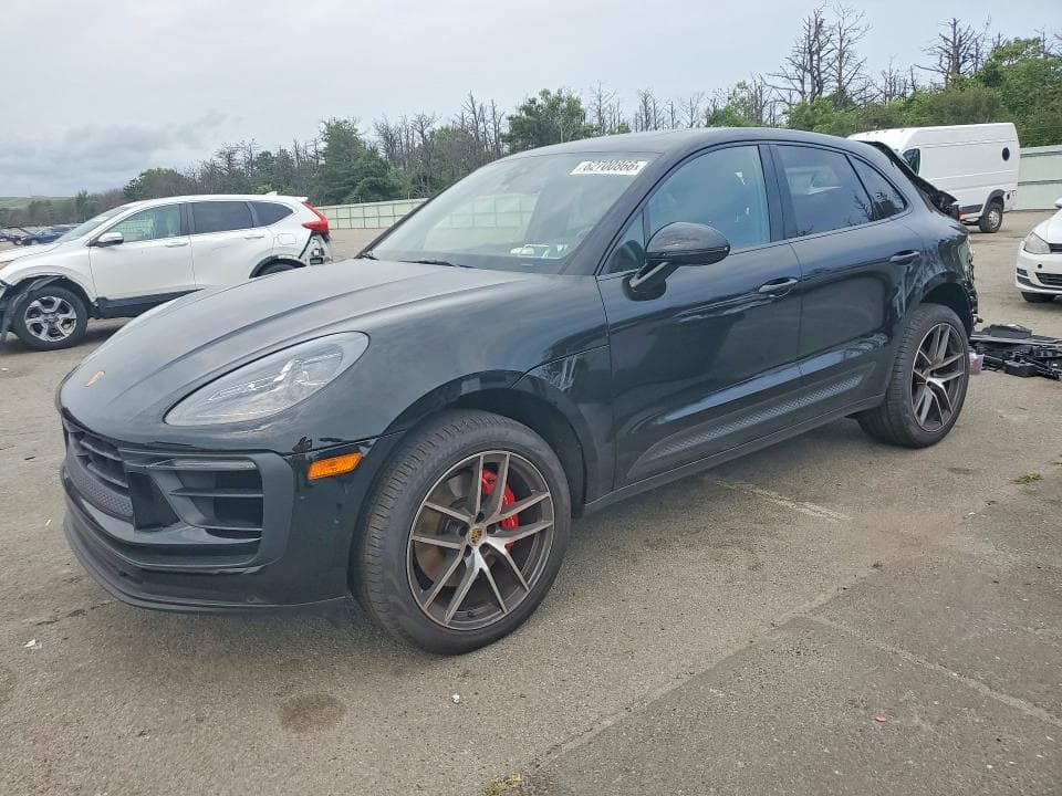 2023 PORSCHE MACAN S - 1