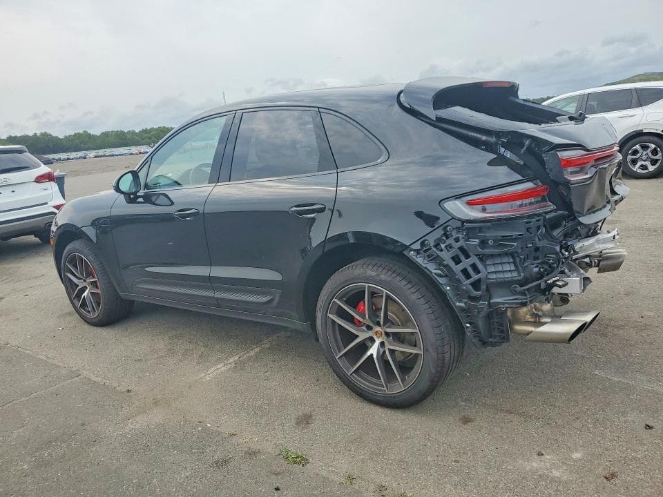2023 PORSCHE MACAN S 2