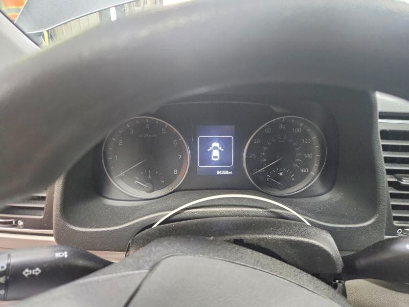 2018 HYUNDAI ELANTRA SEL 9