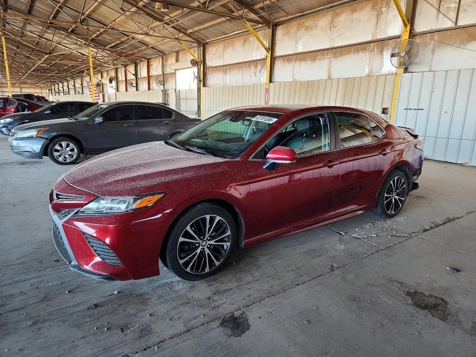 2018 TOYOTA CAMRY SE - 1