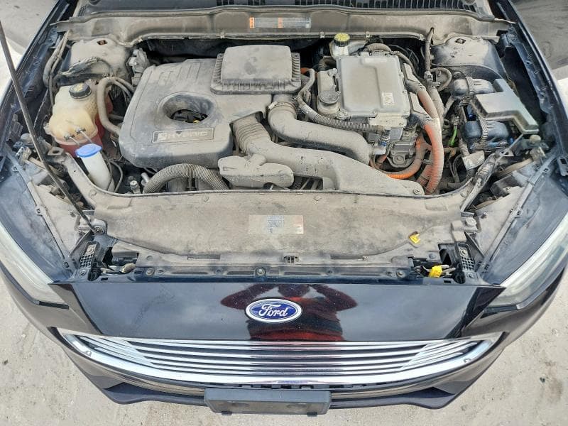 2019 FORD FUSION SE 11