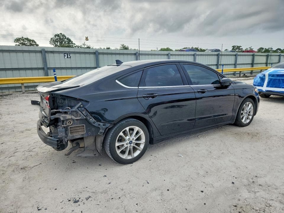 2019 FORD FUSION SE 3