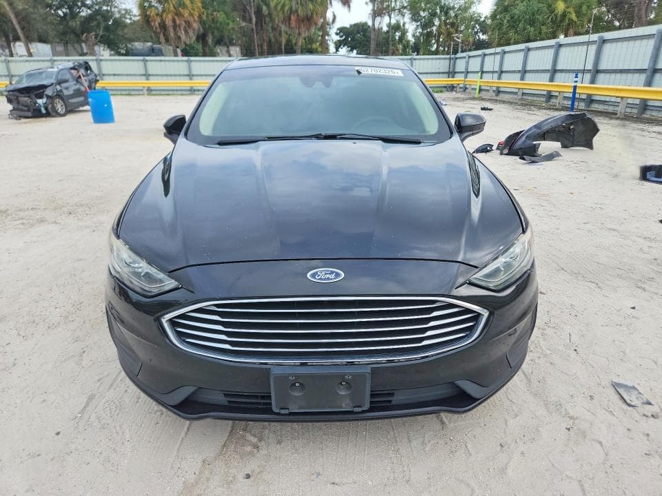 2019 FORD FUSION SE 5