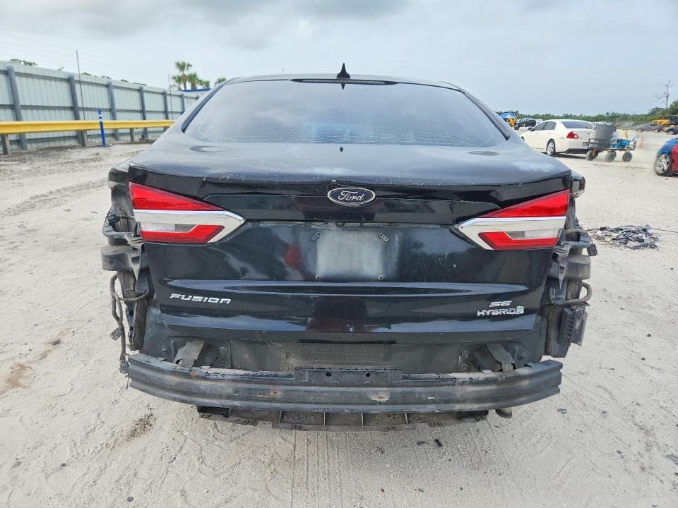 2019 FORD FUSION SE 6