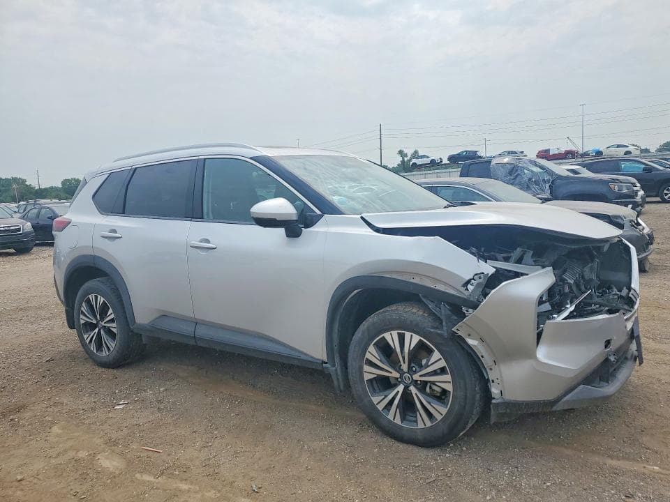 2021 NISSAN ROGUE SV 4