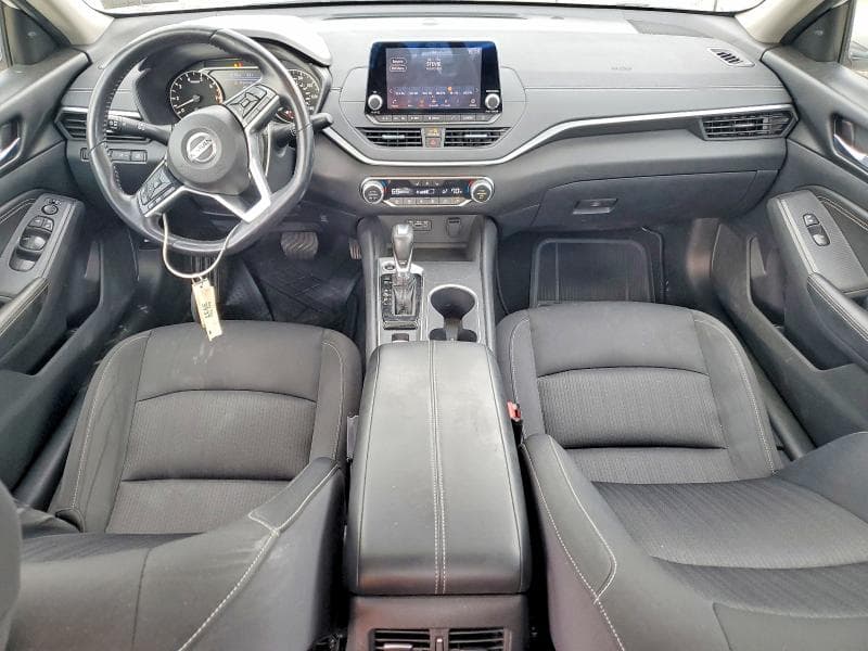 2019 NISSAN ALTIMA SV 8