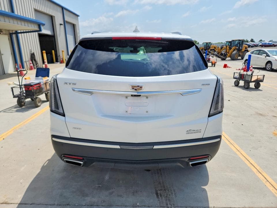 2021 CADILLAC XT5 SPORT 6