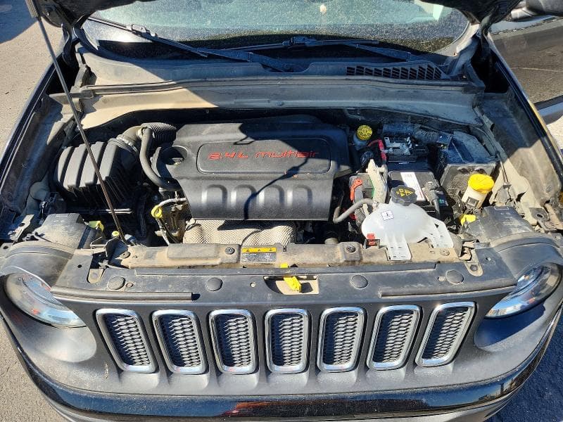 2018 JEEP RENEGADE SPORT 12