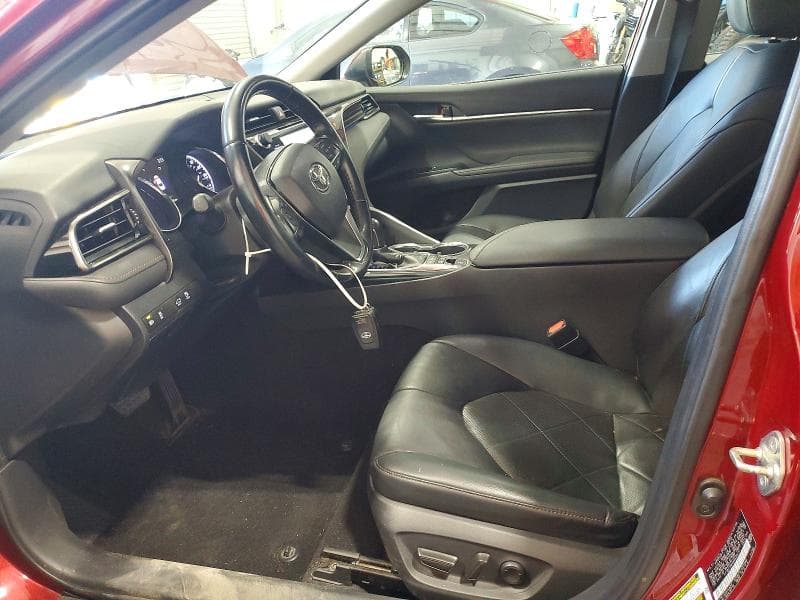 2019 TOYOTA CAMRY HYBRID XLE 7