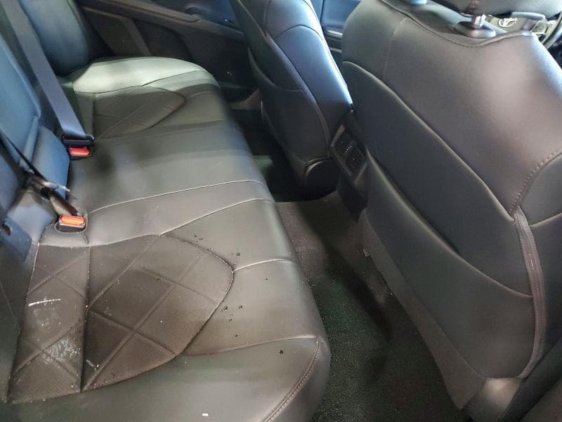 2019 TOYOTA CAMRY HYBRID XLE 10