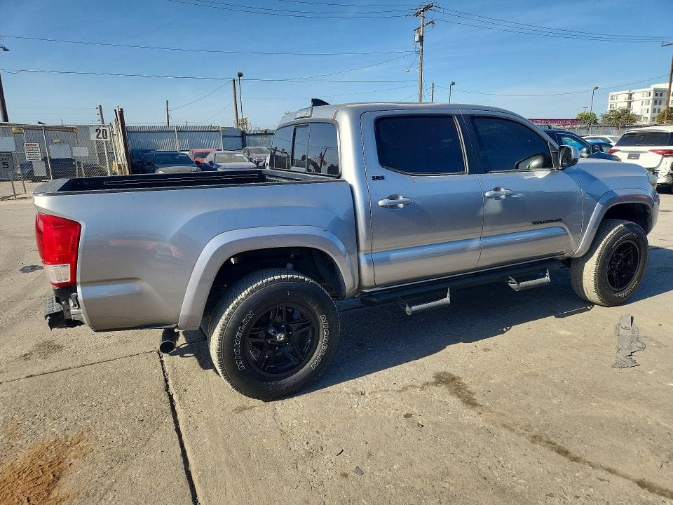 2017 TOYOTA TACOMA SR5 V6 SR5 V6 3