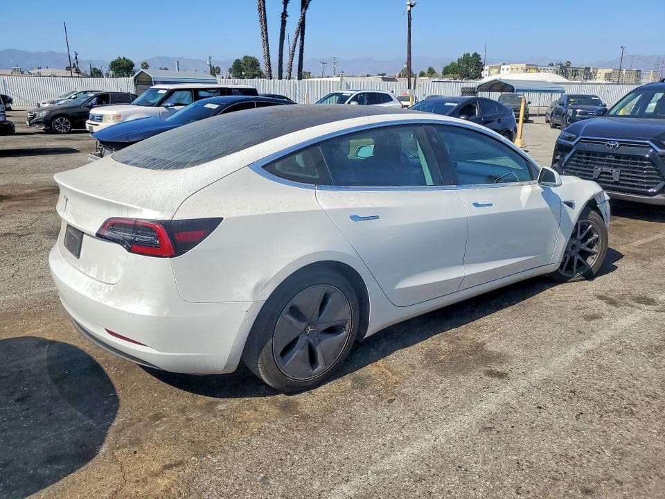 2020 TESLA MODEL 3 3