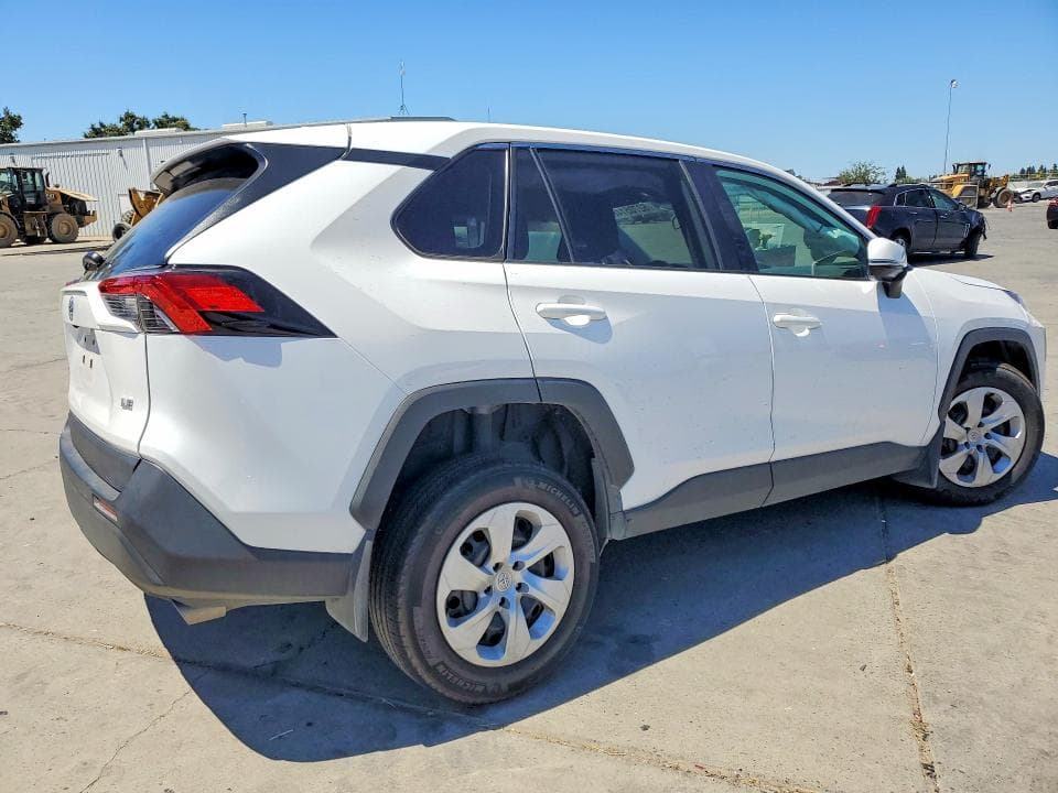 2025 TOYOTA RAV4 LE 3