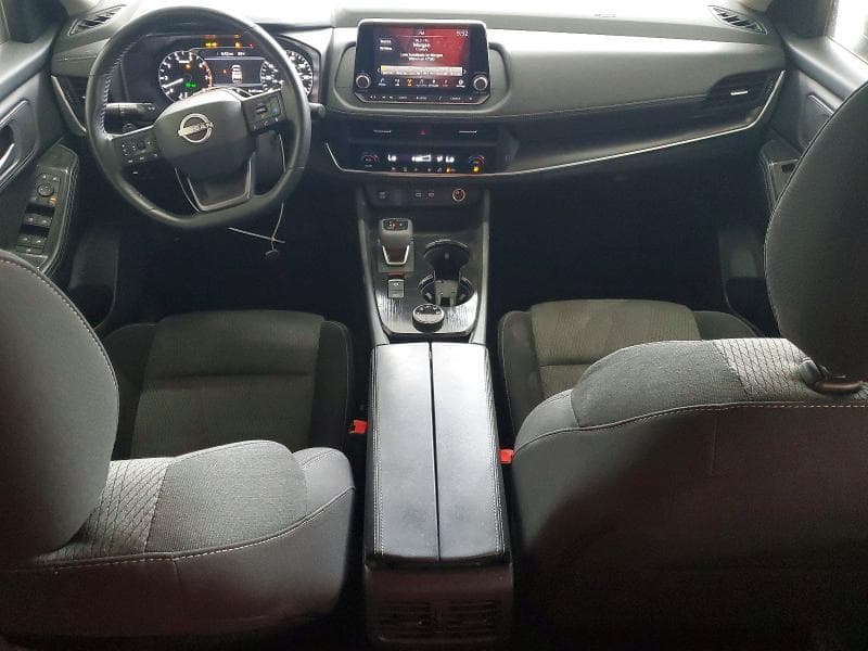 2025 NISSAN ROGUE SV 8