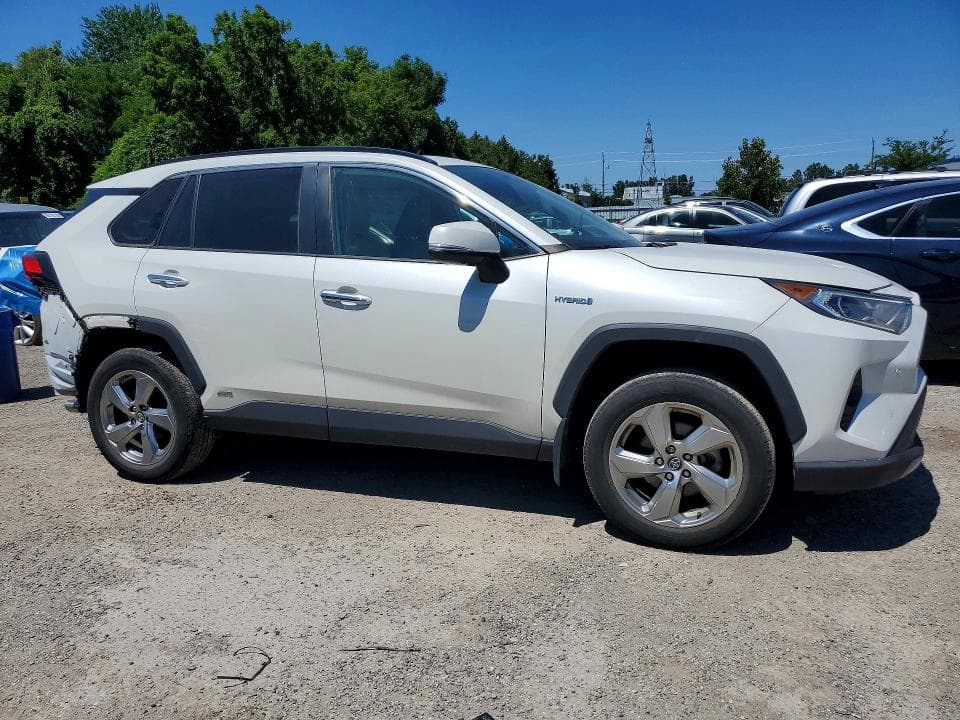 2020 TOYOTA RAV4 LIMITED 4