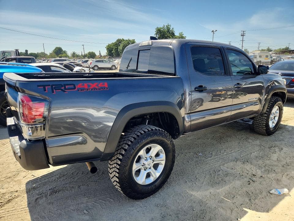 2020 TOYOTA TACOMA TRD OFF-ROAD 3