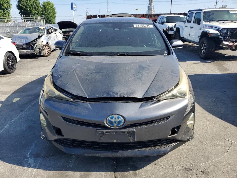 2017 TOYOTA PRIUS TWO 5