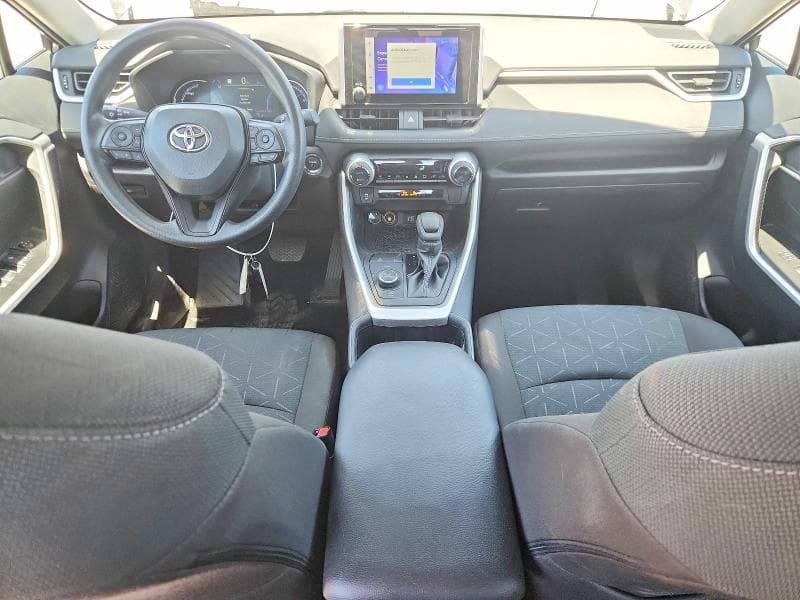 2024 TOYOTA RAV4 HYBRID XLE 8