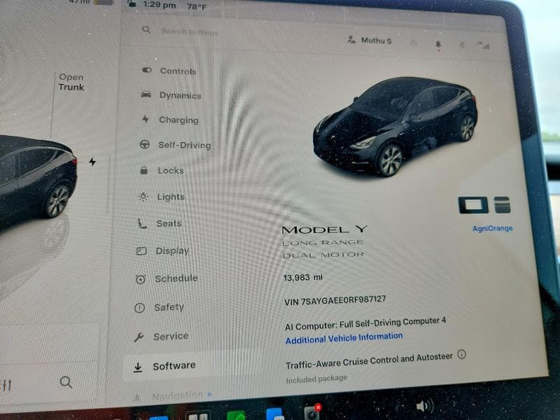 2024 TESLA MODEL Y 9