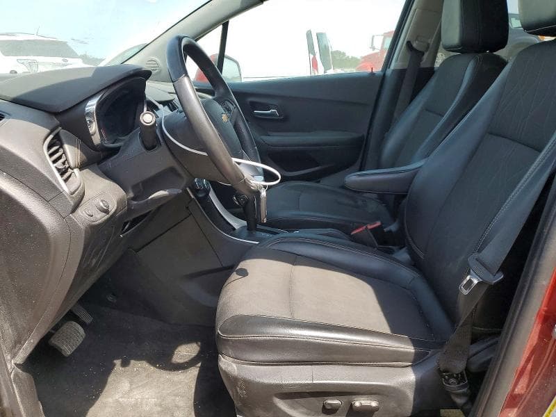 2021 CHEVROLET TRAX 1LT 7