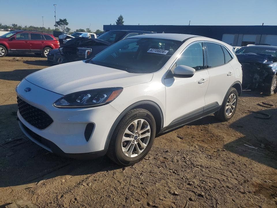 2020 FORD ESCAPE SE - 1
