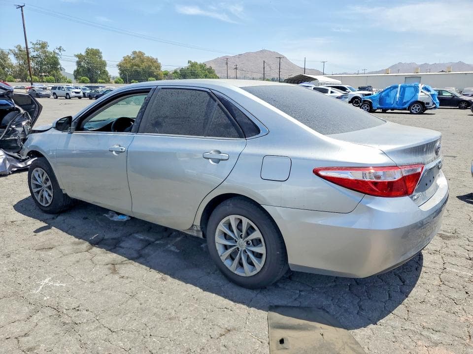 2017 TOYOTA CAMRY LE 2