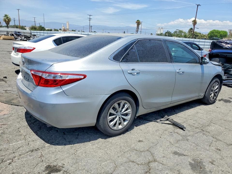 2017 TOYOTA CAMRY LE 3