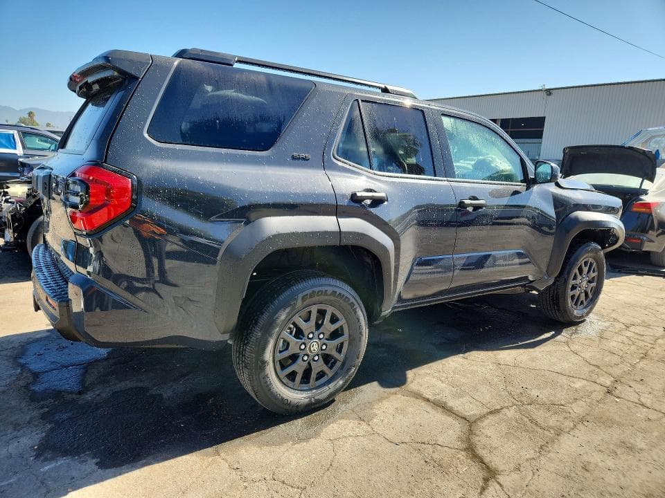 2026 TOYOTA 4RUNNER SR5 3