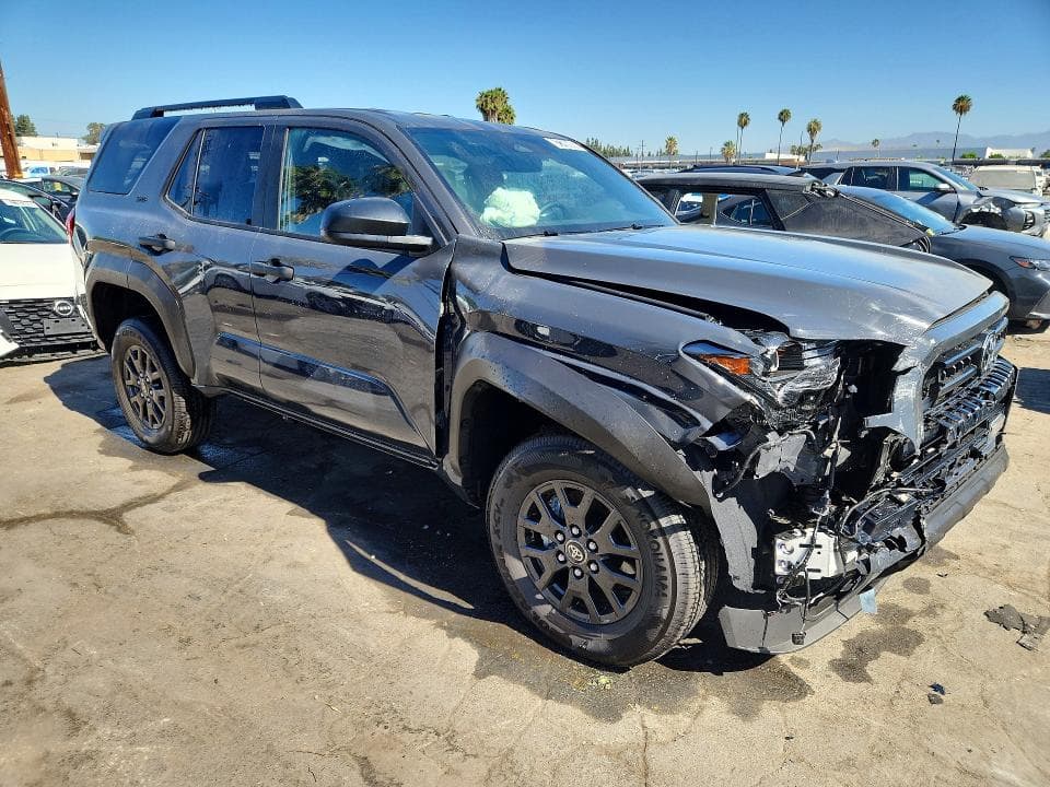 2026 TOYOTA 4RUNNER SR5 4