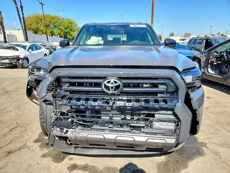 2026 TOYOTA 4RUNNER SR5 5