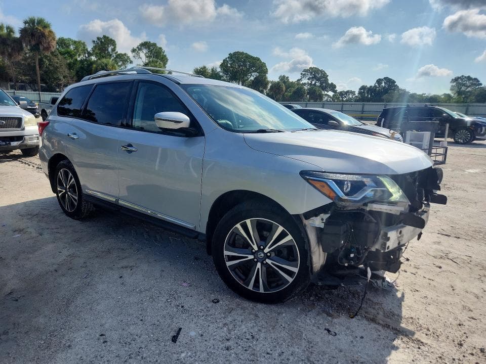 2020 NISSAN PATHFINDER PLATINUM 4