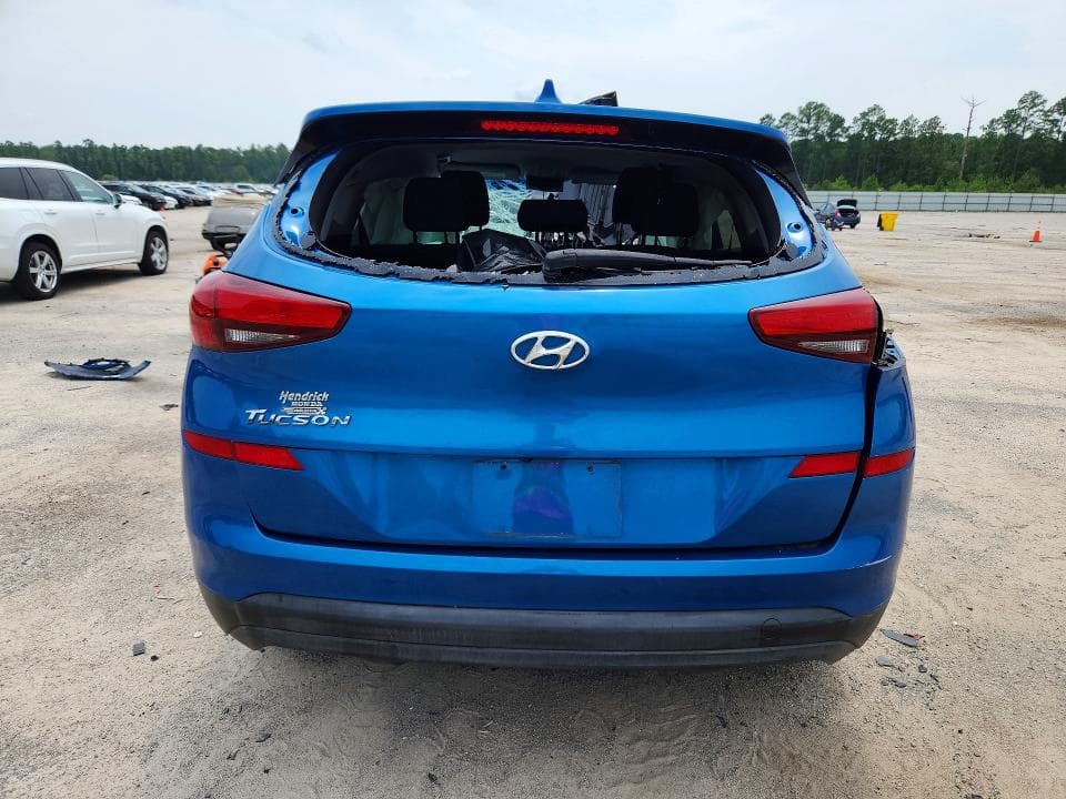2021 HYUNDAI TUCSON SE 6