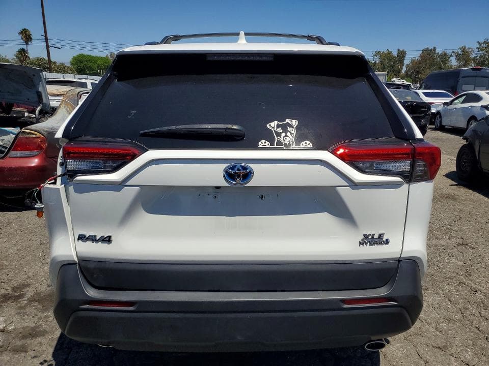 2019 TOYOTA RAV4 HYBRID XLE 6