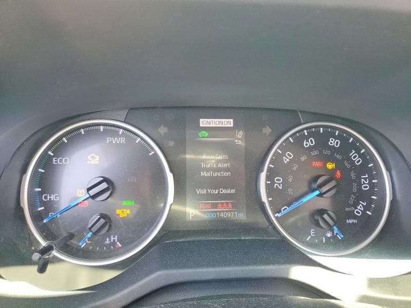 2019 TOYOTA RAV4 HYBRID XLE 9