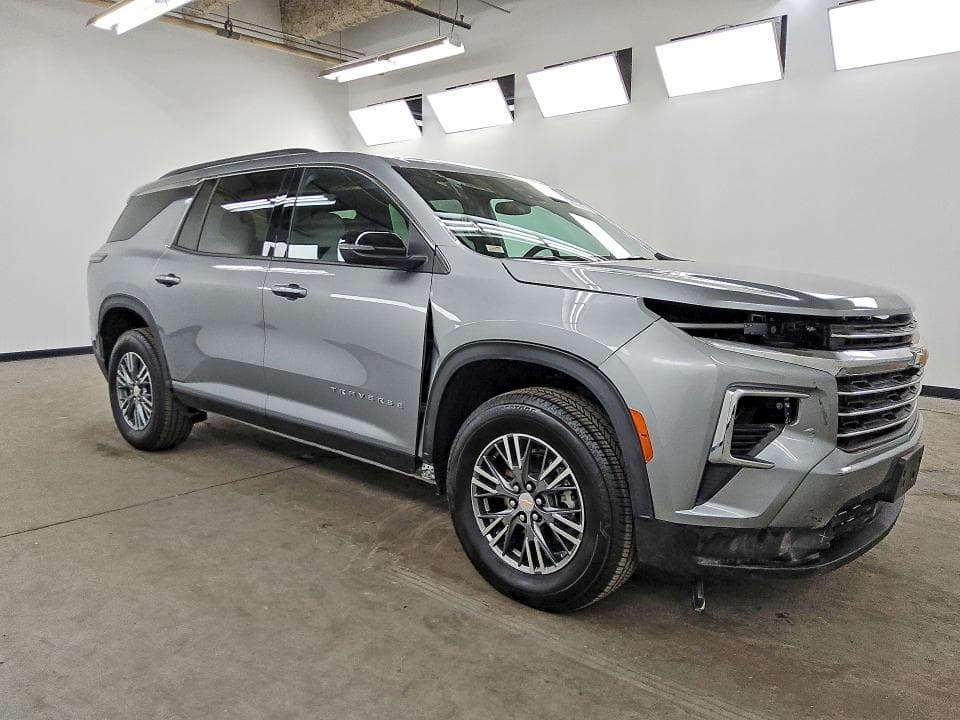 2025 CHEVROLET TRAVERSE LT 4