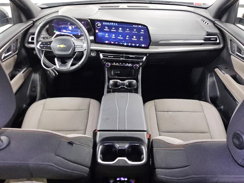 2025 CHEVROLET TRAVERSE LT 8