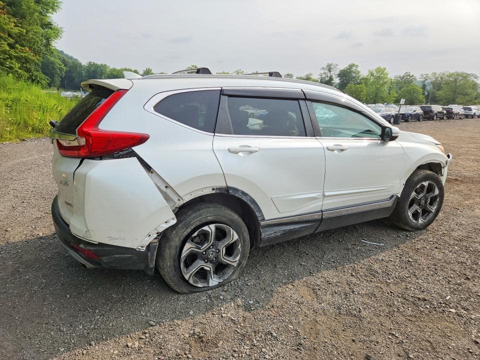 2017 HONDA CR-V TOURING 3