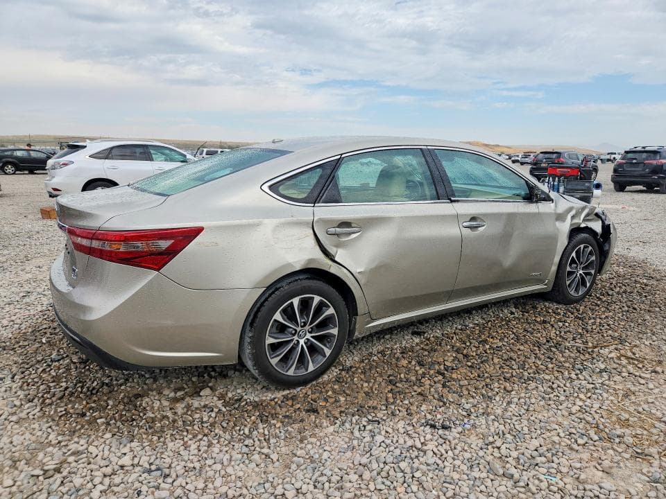 2018 TOYOTA AVALON HYBRID XLE PREMIUM 3