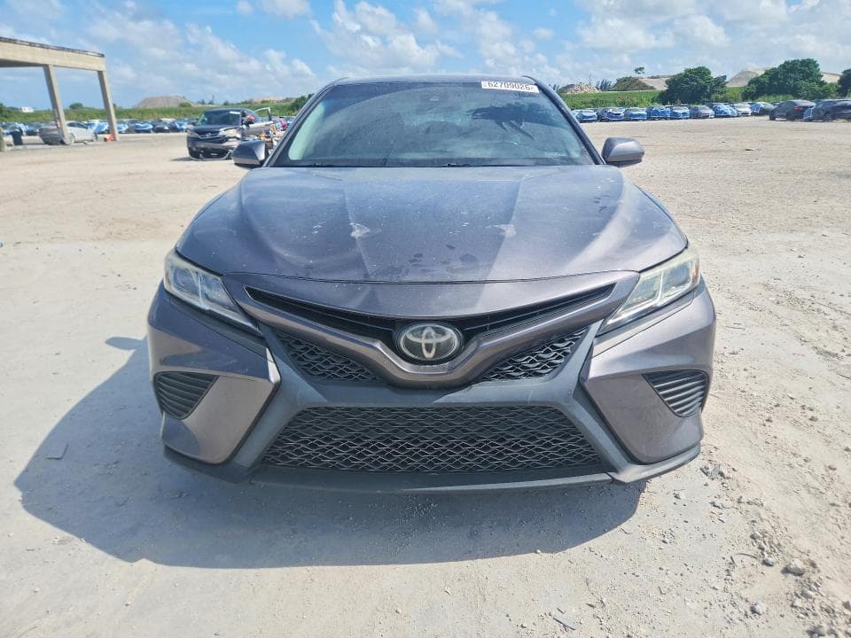 2019 TOYOTA CAMRY SE 5