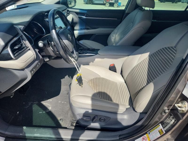 2019 TOYOTA CAMRY SE 7