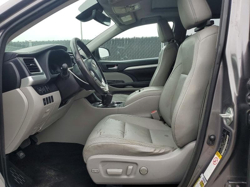2018 TOYOTA HIGHLANDER XLE 7
