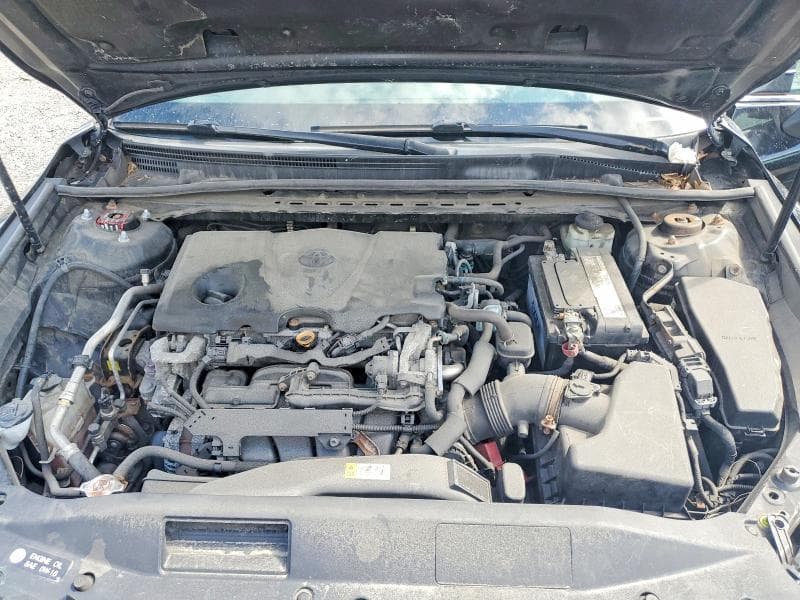 2018 TOYOTA CAMRY LE 11